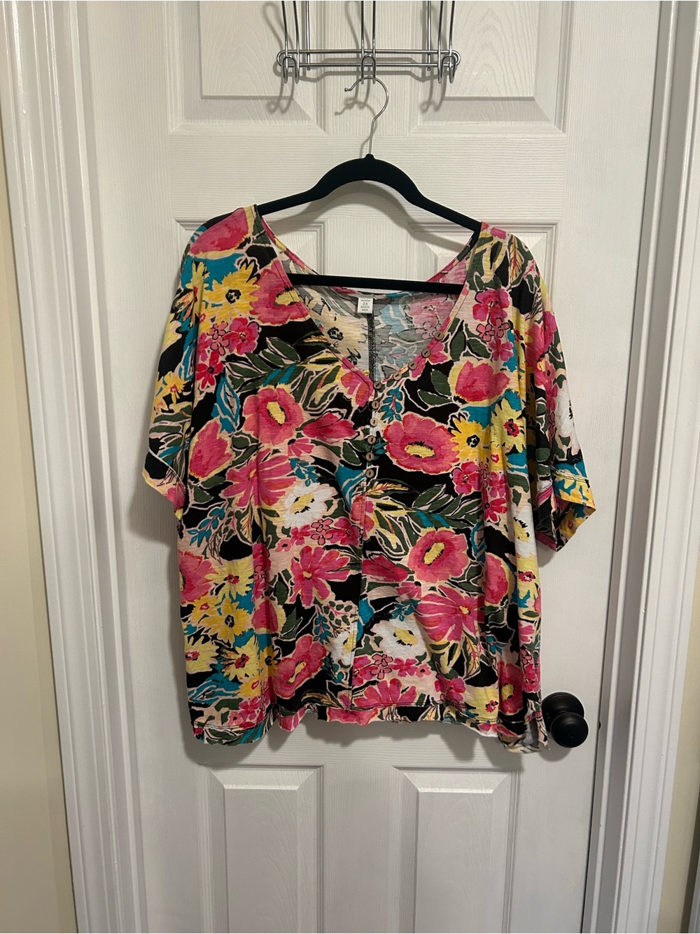 Relaxed Floral V-Neck Button Front Blouse - Pink Multi